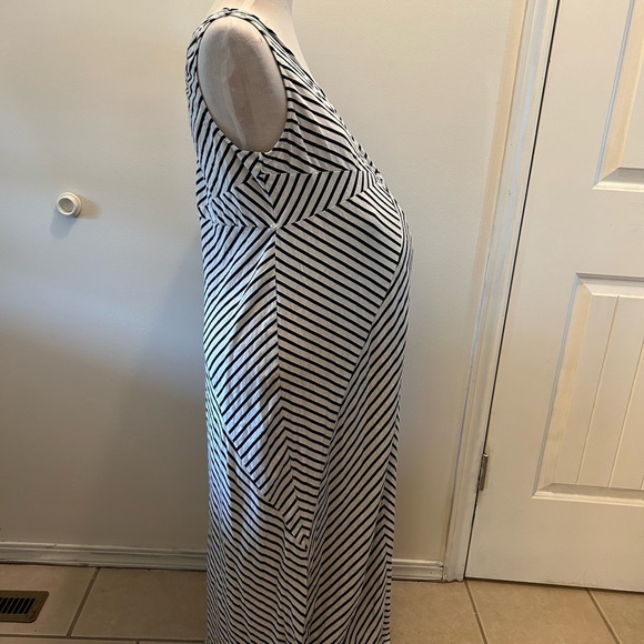 $10 sale Motherhood maternity maxi dress size PL stripe blue white D2 - Picture 2 of 4